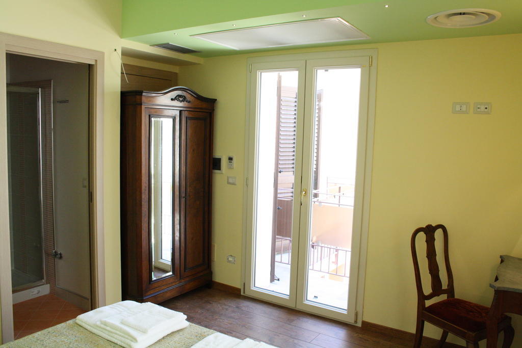 Il Principe B&B Ali Terme Oda fotoğraf
